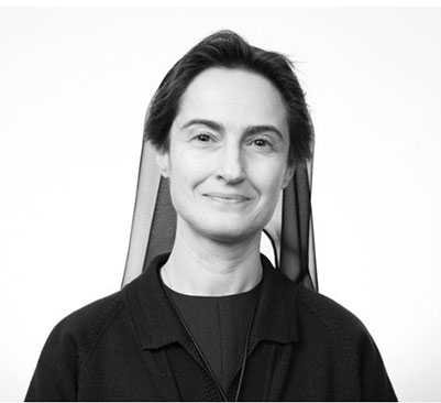 We are honored to have received from the Secretary General of the Governorate of Vatican City State, the Most Reverend Sister Raffaella Petrini, "...best wishes for the event"